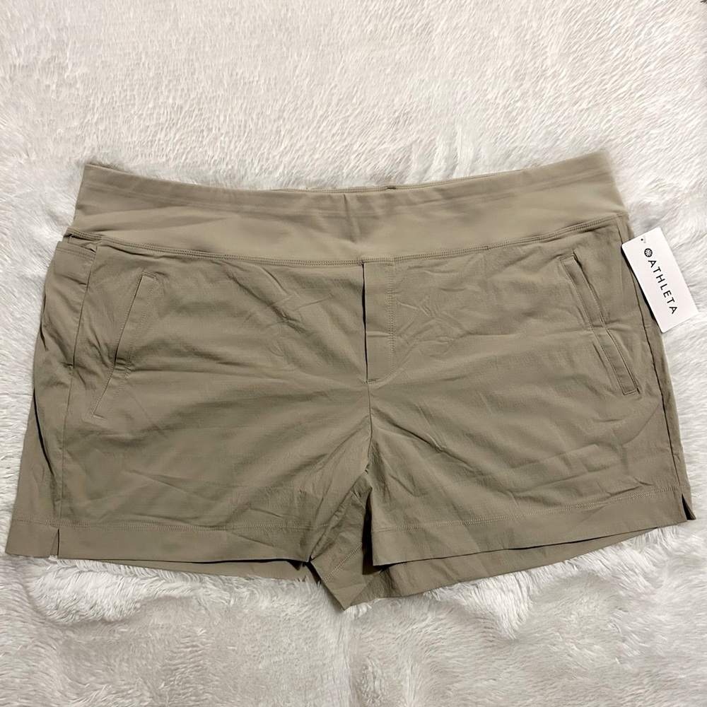 Athleta Trekkie North Shorts